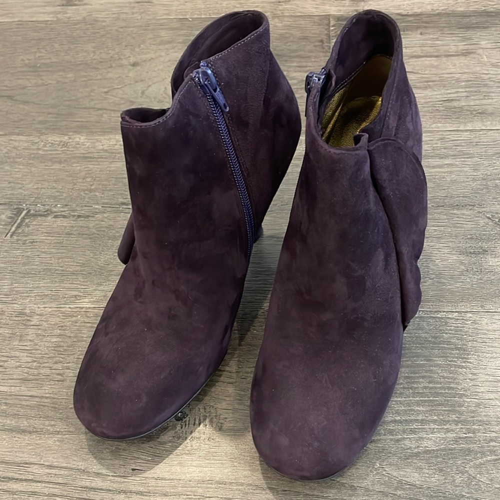 Marc by Marc Jacobs purple ruffle booties